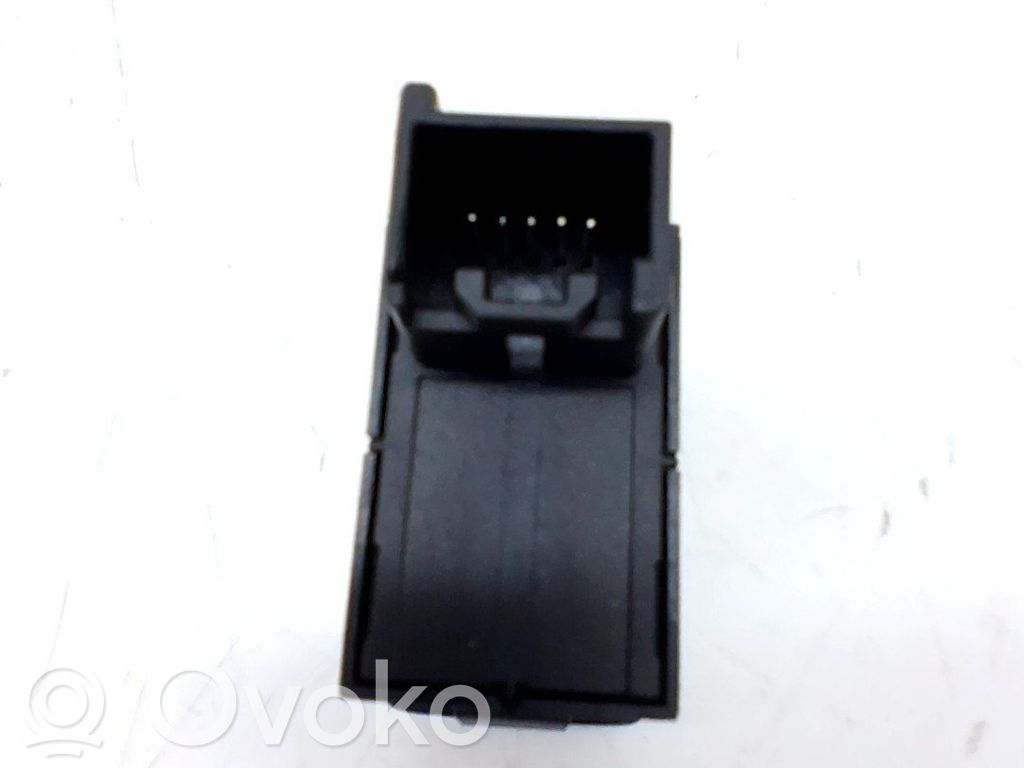 Otros interruptores/perillas/selectores   GS1D66420