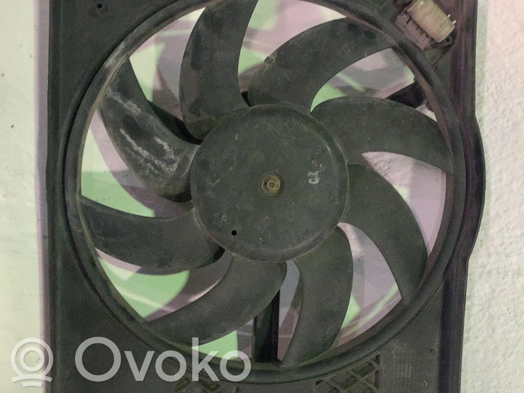 Van refrigerator   C20215025