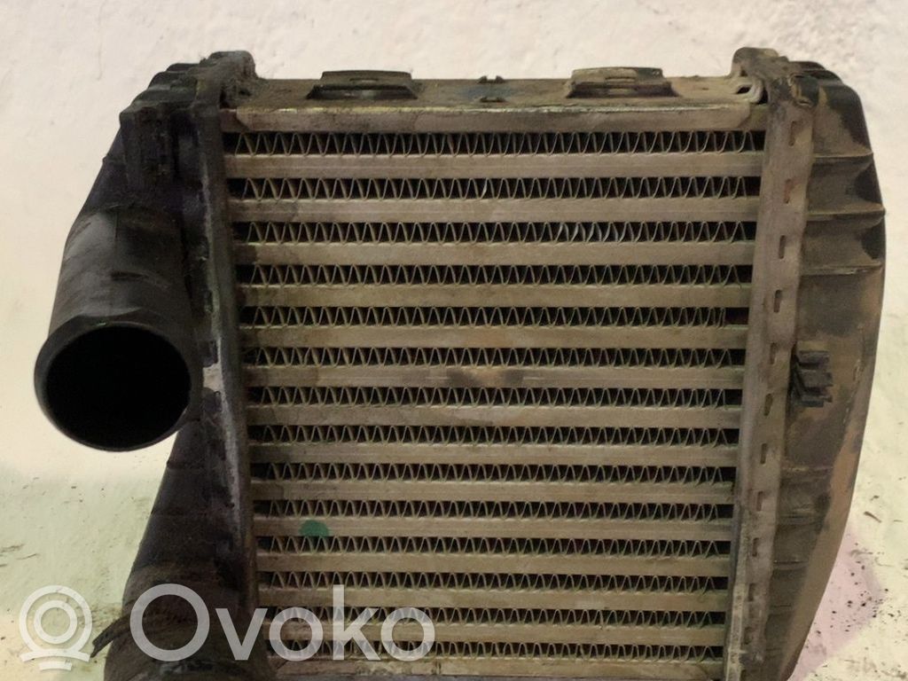 Radiador intercooler   Q0003007V005000000