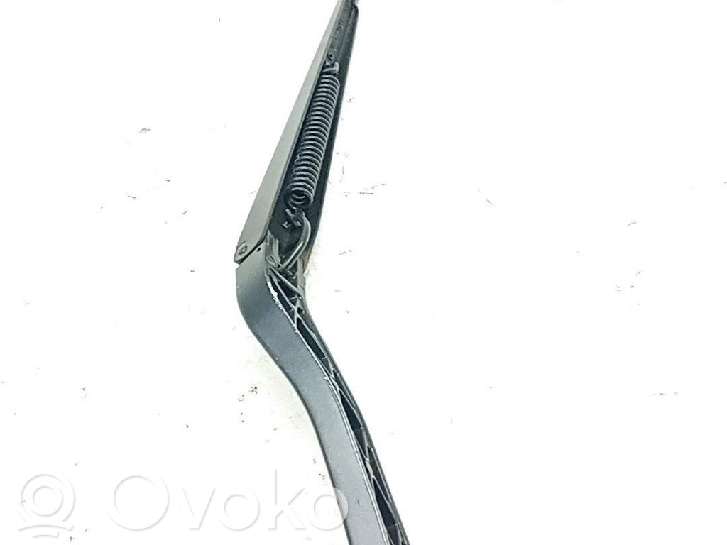 Brazo del limpiaparabrisas delantero   13227398