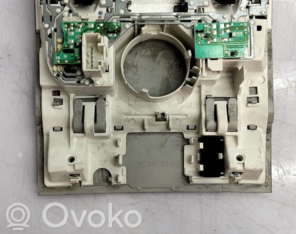Skoda Superb B6 (3T) Panel oświetlenia wnętrza kabiny 