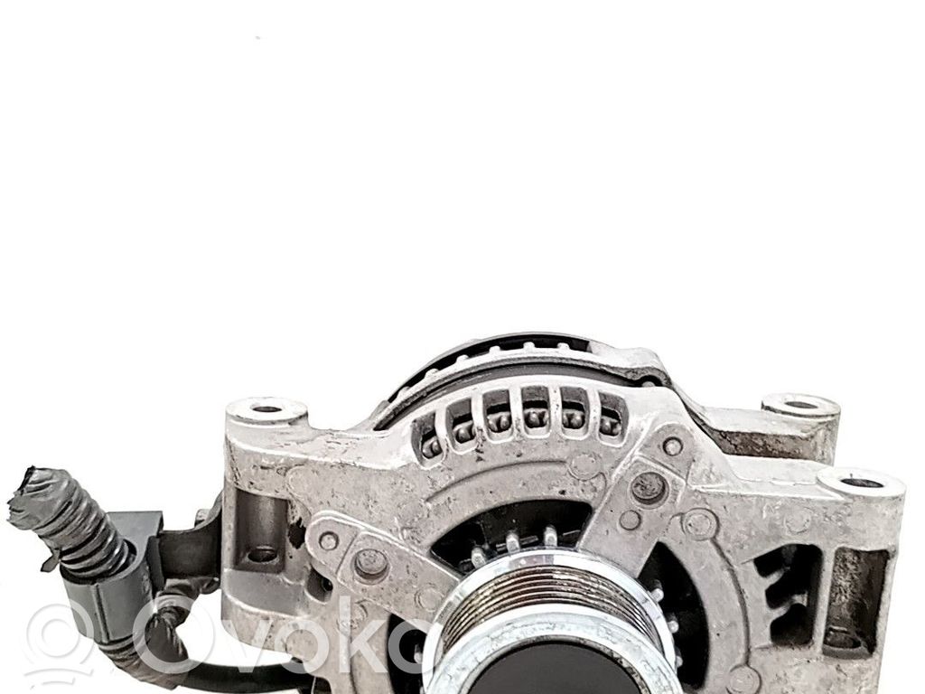 Toyota Avensis T270 Generatore/alternatore 