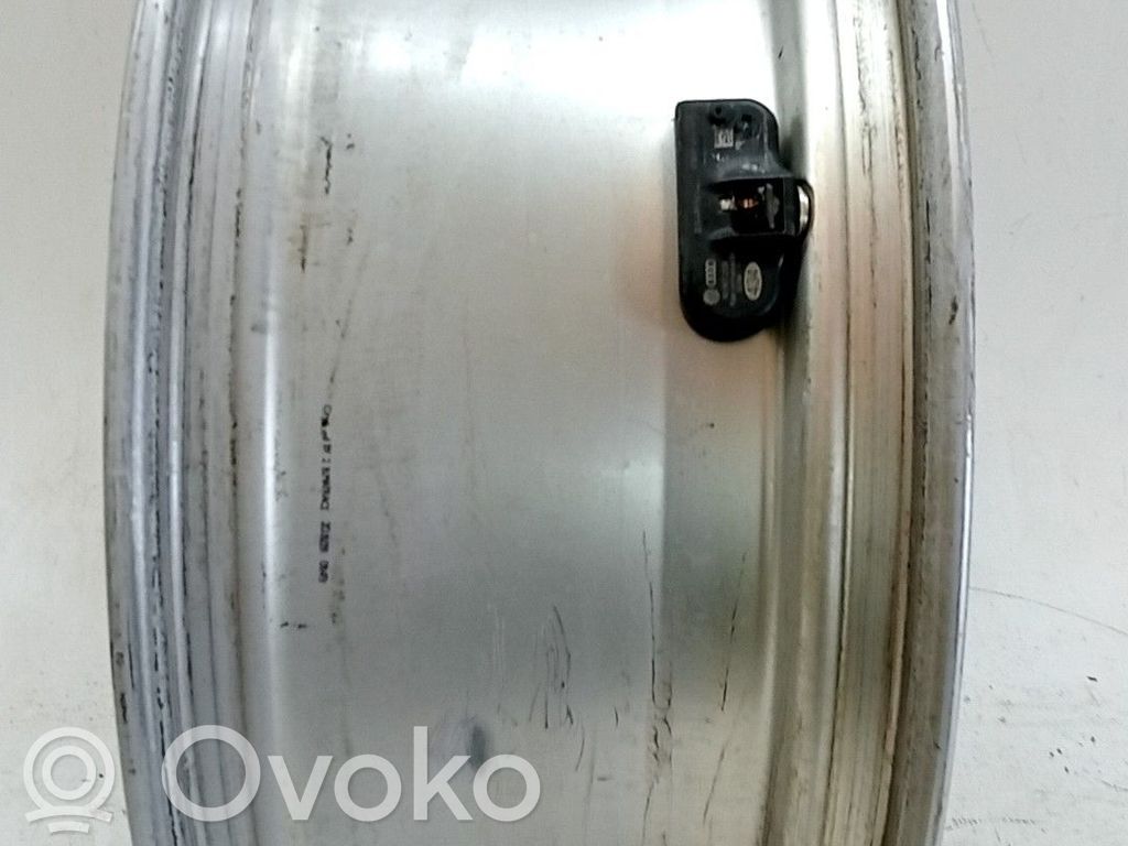 Volkswagen PASSAT CC R24-kevytmetallivanne