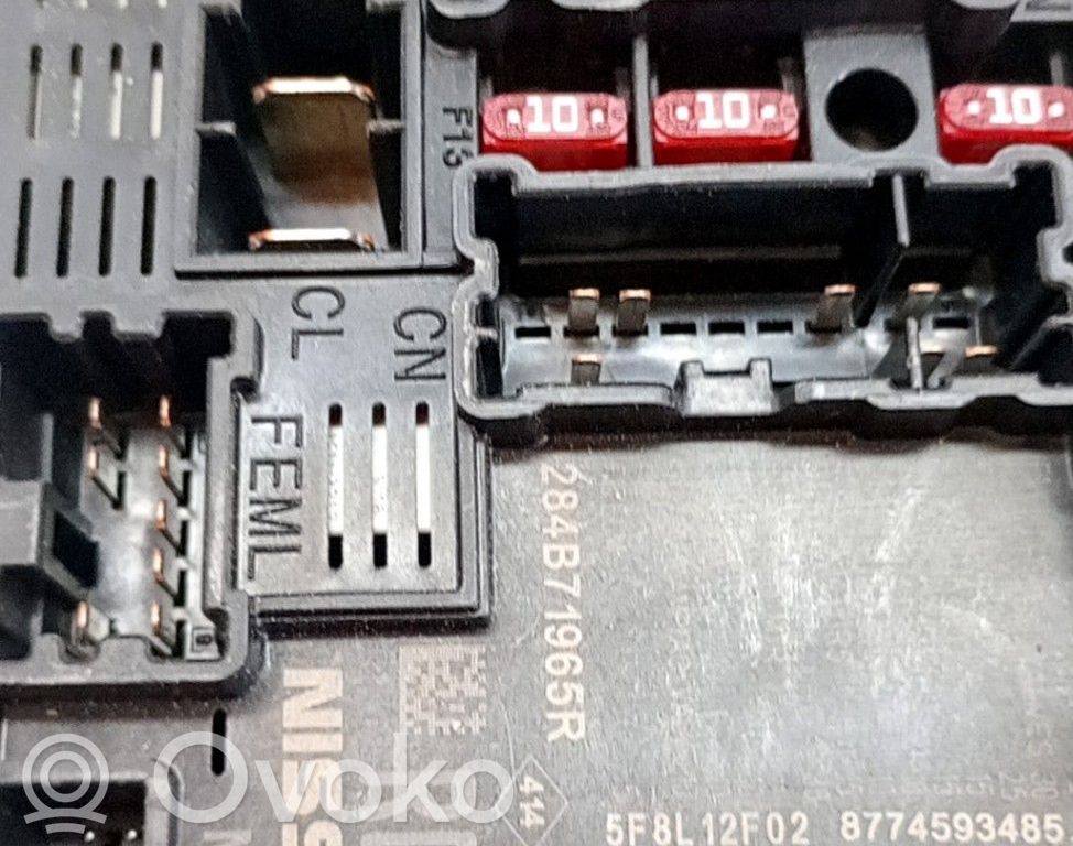 Module de fusibles   284B71965R