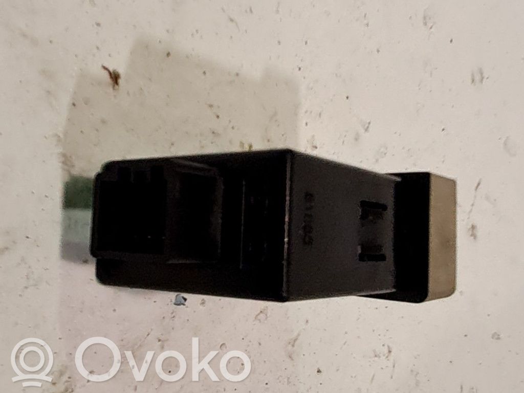 Headlight level height control switch   933702B001J9