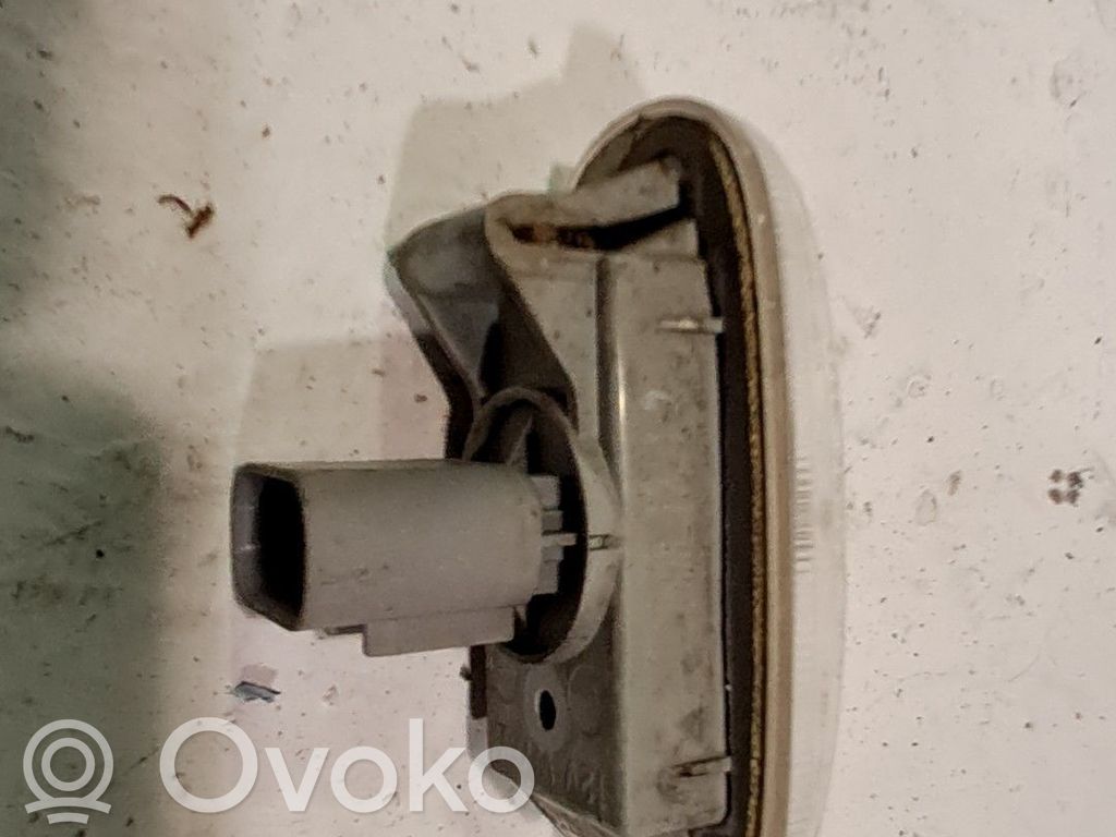 Hyundai Santa Fe Indicatore di direzione del parafango anteriore