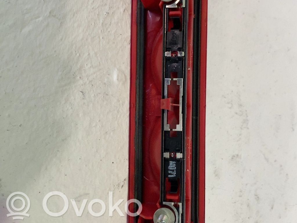 Kolmas/lisäjarruvalo   6350CR