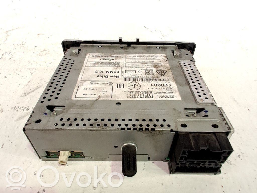 Panel / Radioodtwarzacz CD/DVD/GPS   281151350R