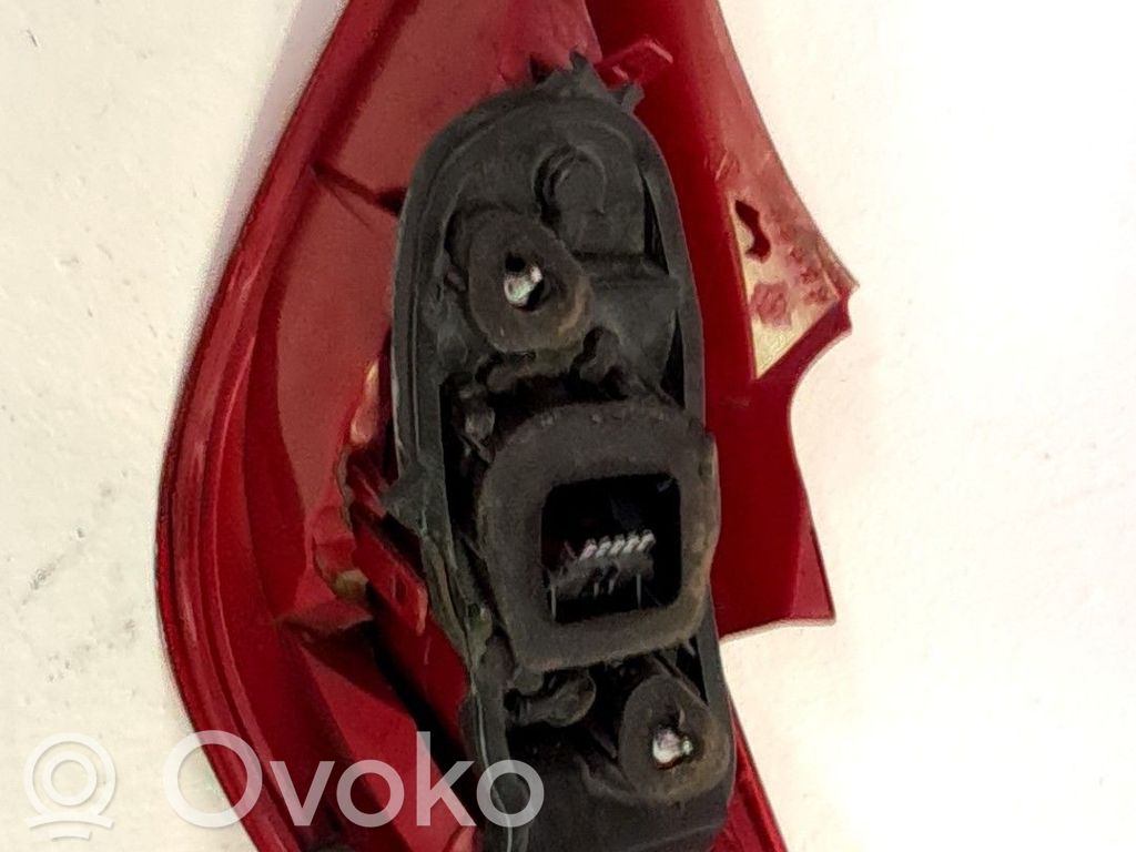Opel Corsa D Bec lampă spate 