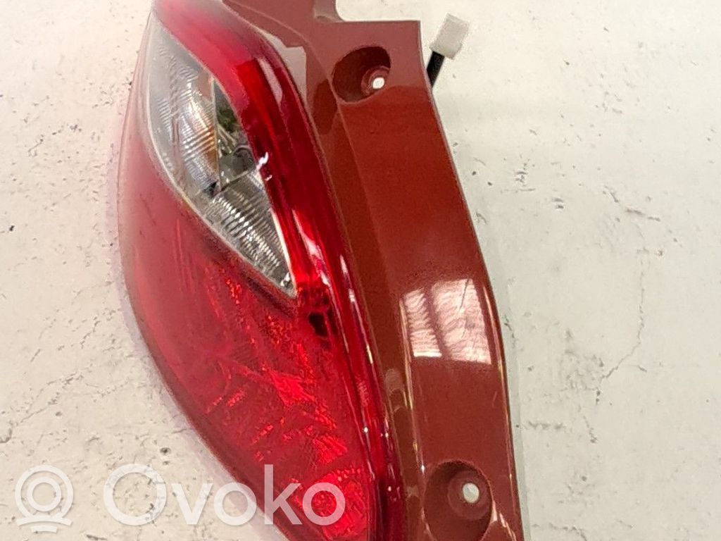 Lámpara de faros/luces traseros   D65151160D