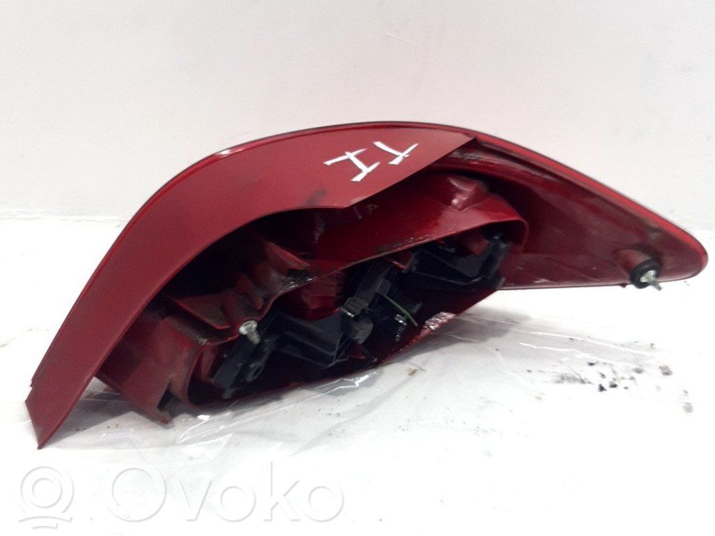 Peugeot 307 Takavalon polttimo 