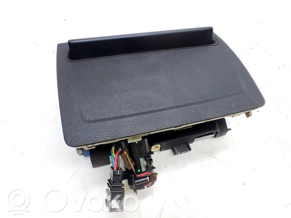 Head up display screen   8V0857273H6PS