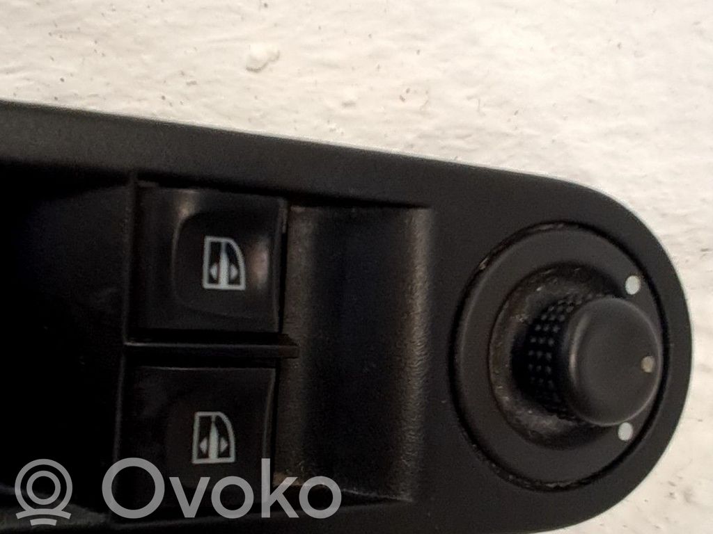 Electric window control switch   254110431R