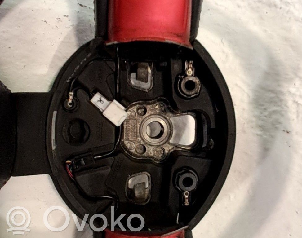 Volante   484008551R