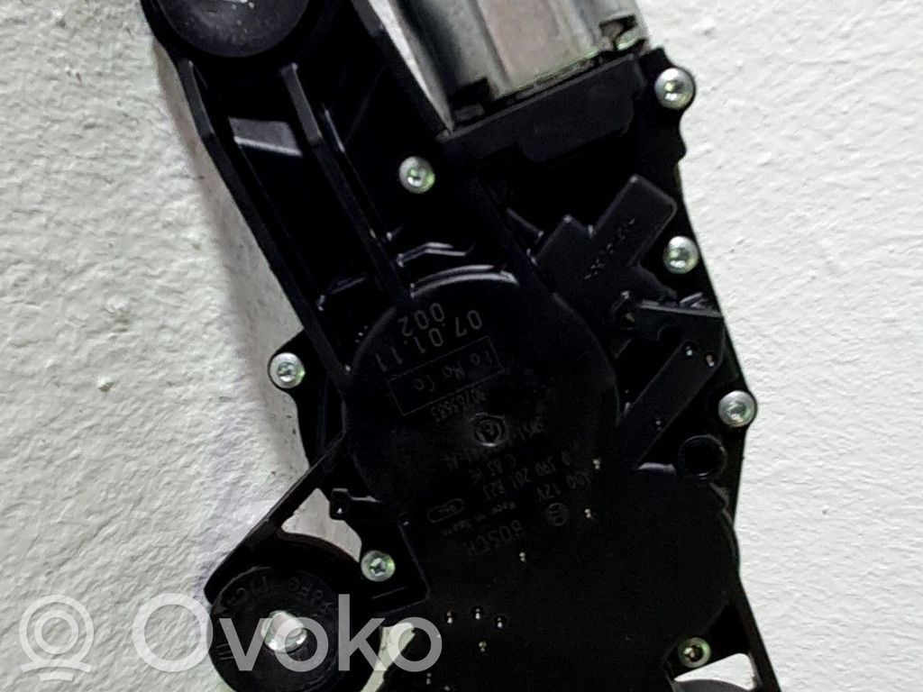 Motor del limpiaparabrisas trasero   1689913,3M51R17K441AG