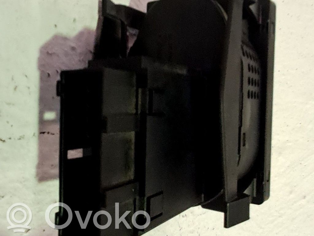 Comutator lumini   1356216,6S6T13A024AA