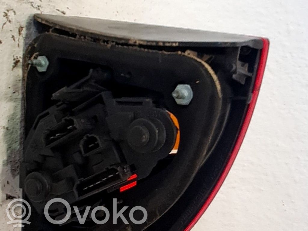 Lámpara de faros/luces traseros   1M694511101C