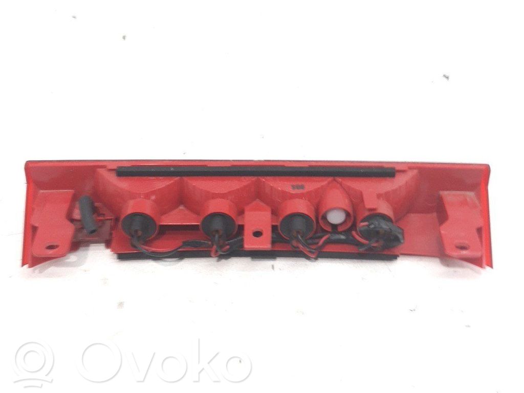 KIA Stonic Luce d’arresto centrale/supplementare