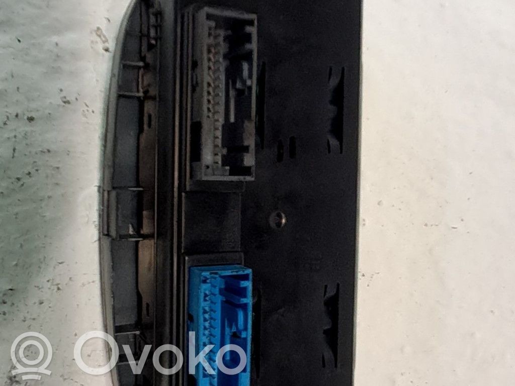 Climate control unit   13326267