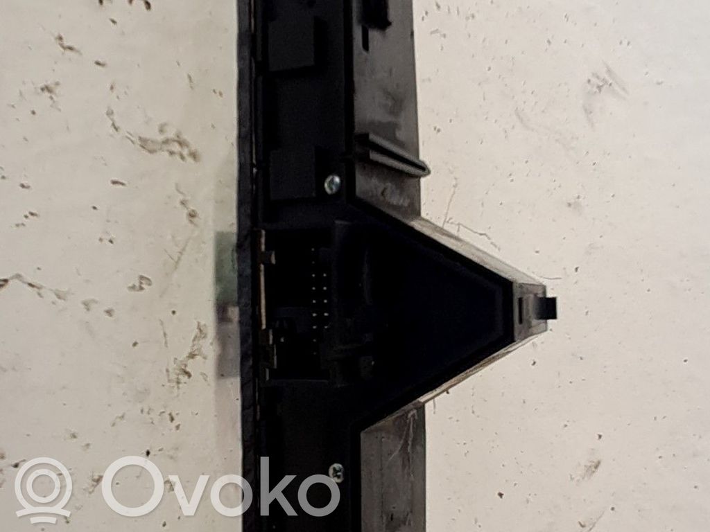 Opel Corsa D Botón interruptor de luz de peligro 