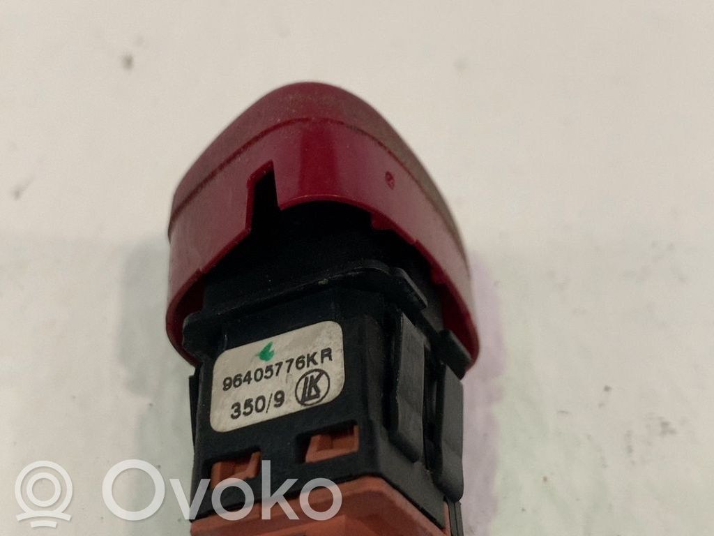 Interrupteur feux de détresse   6554L8