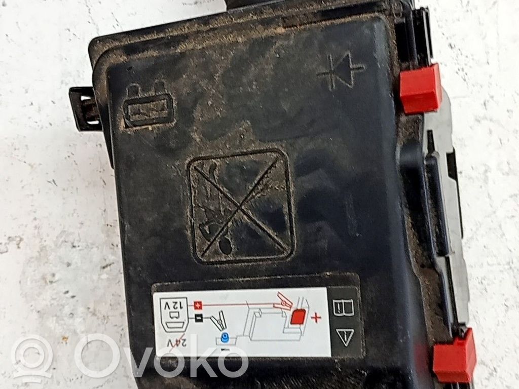 Citroen C5 Aircross Módulo de fusible 