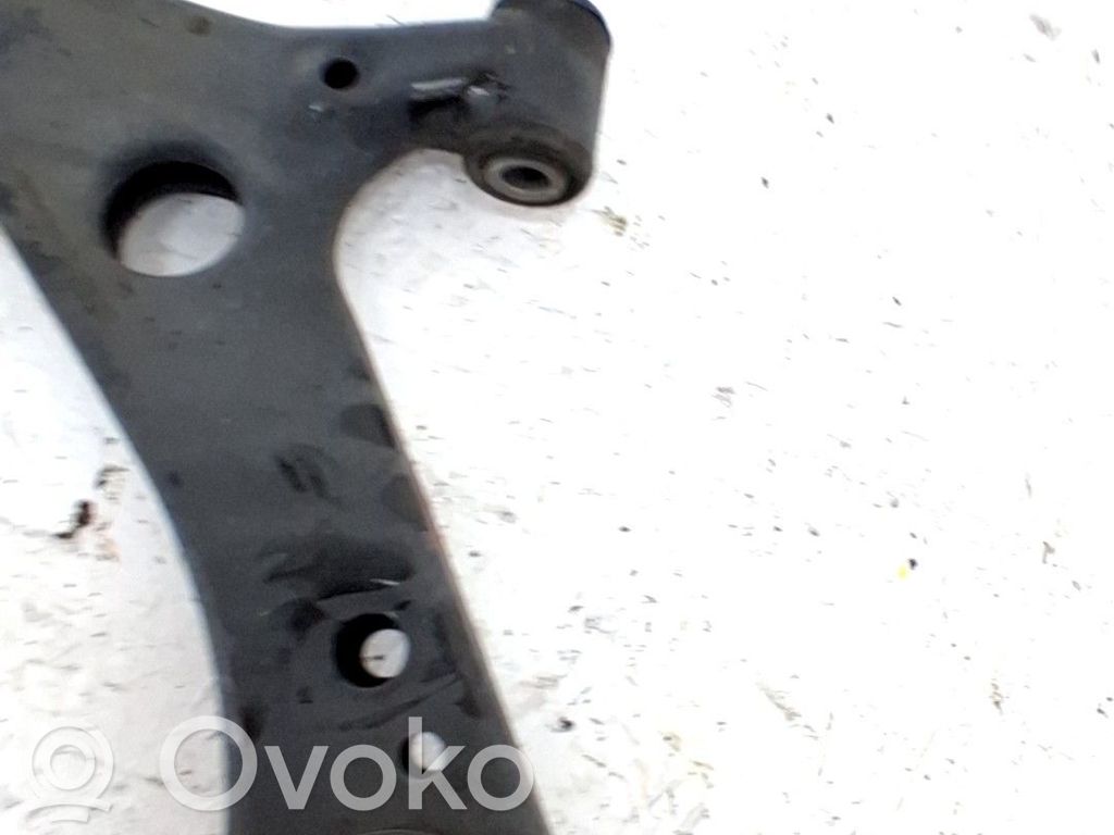 Toyota Corolla E110 Priekinė šakė 
