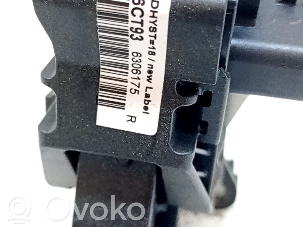 Pedal del acelerador   9854066180