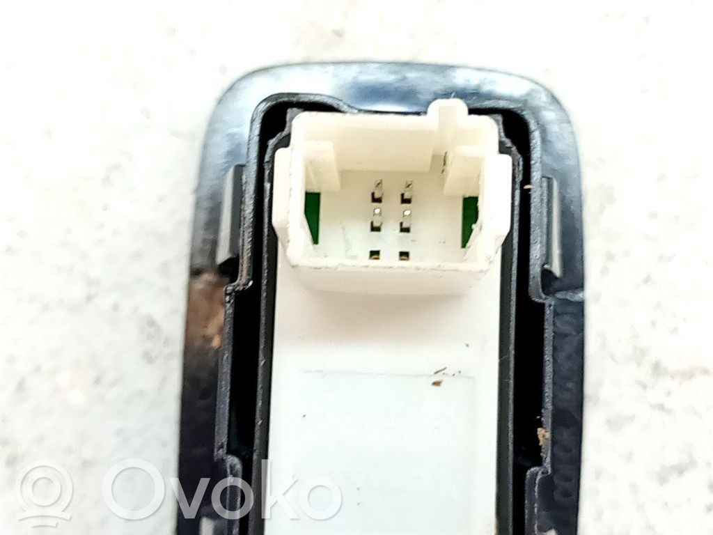 Interrupteur commade lève-vitre   98044803ZD