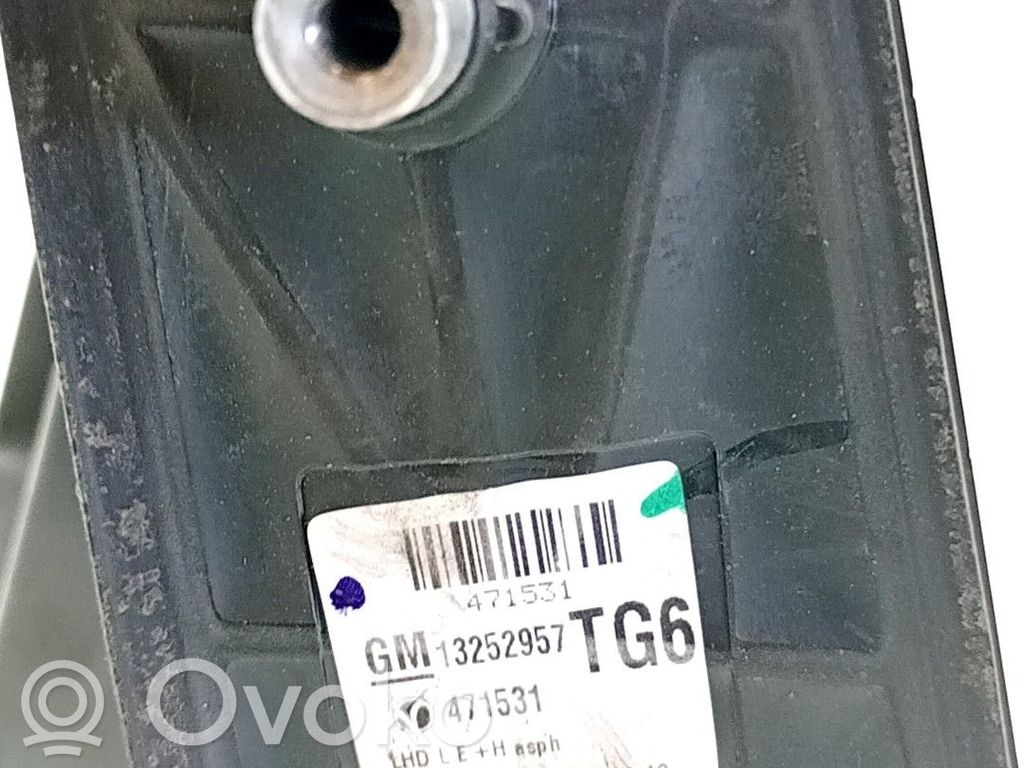 Opel Zafira B Specchietto retrovisore elettrico portiera anteriore