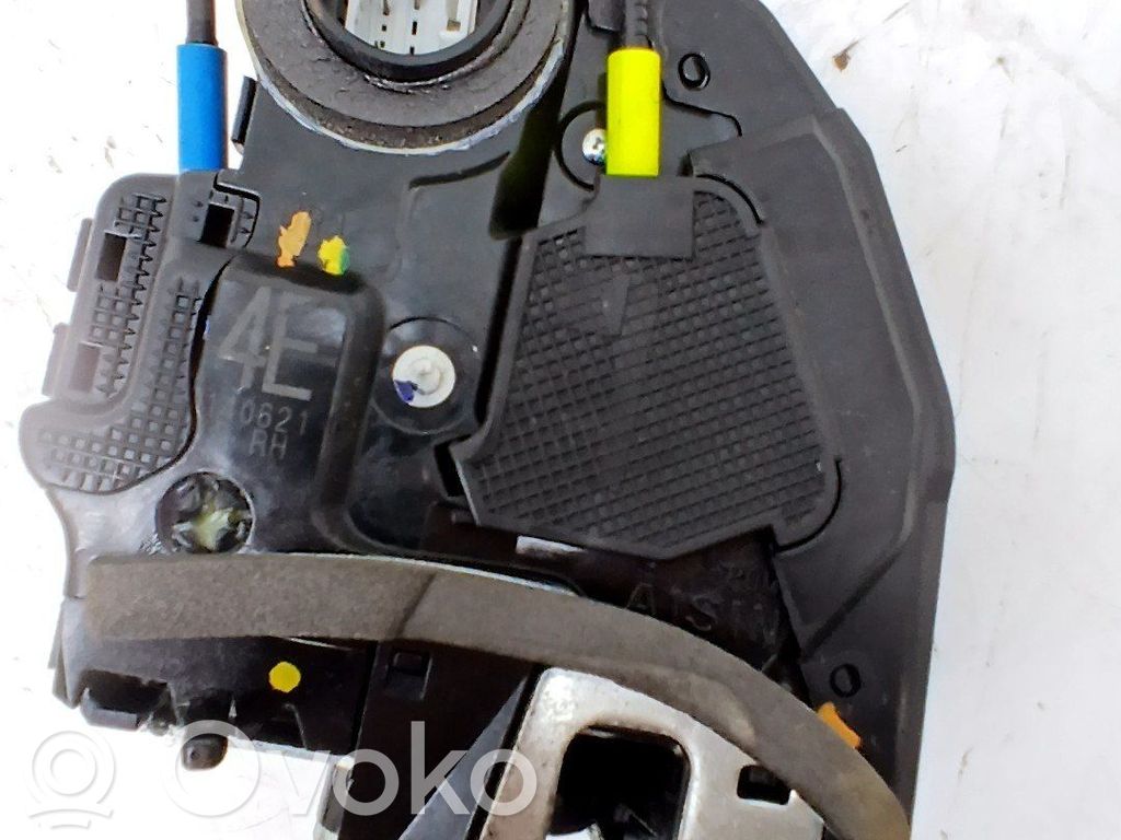 Serrure de porte arrière   6905002580