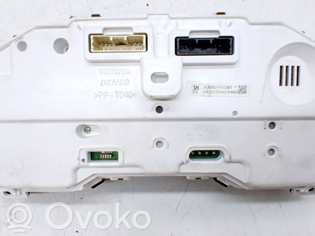 Toyota Corolla E110 Tachimetro (quadro strumenti)