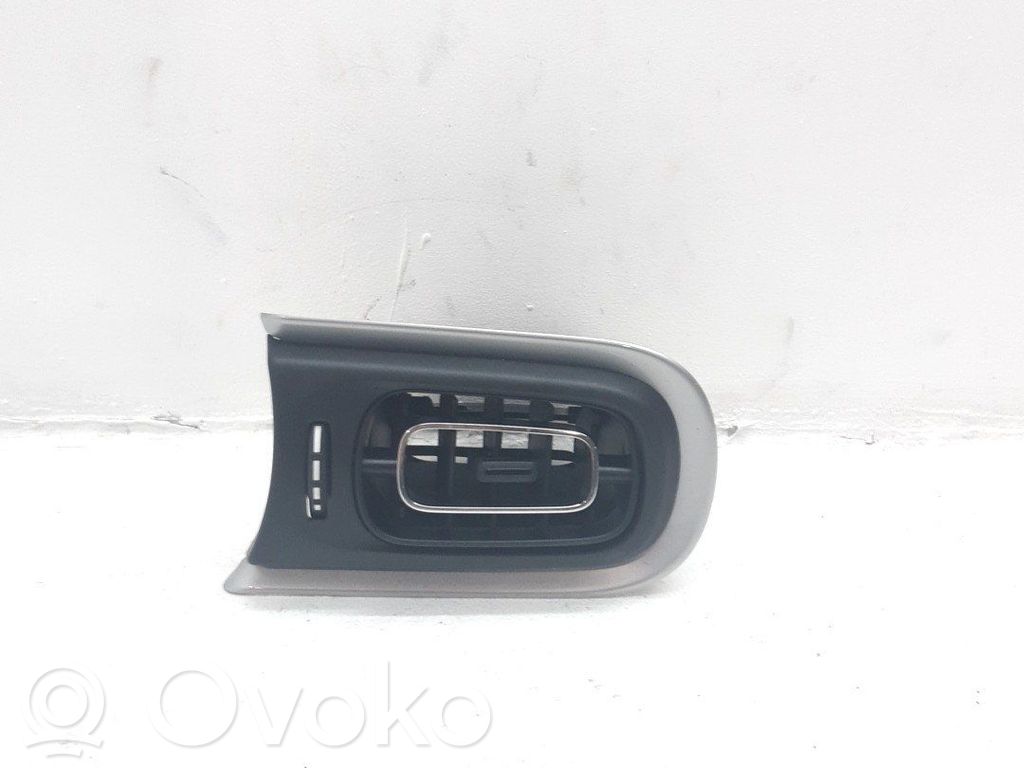Citroen C3 Lango oro grotelės 