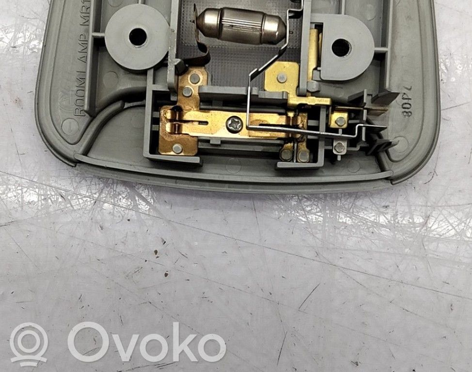 Mitsubishi Outlander Consola de luz del techo