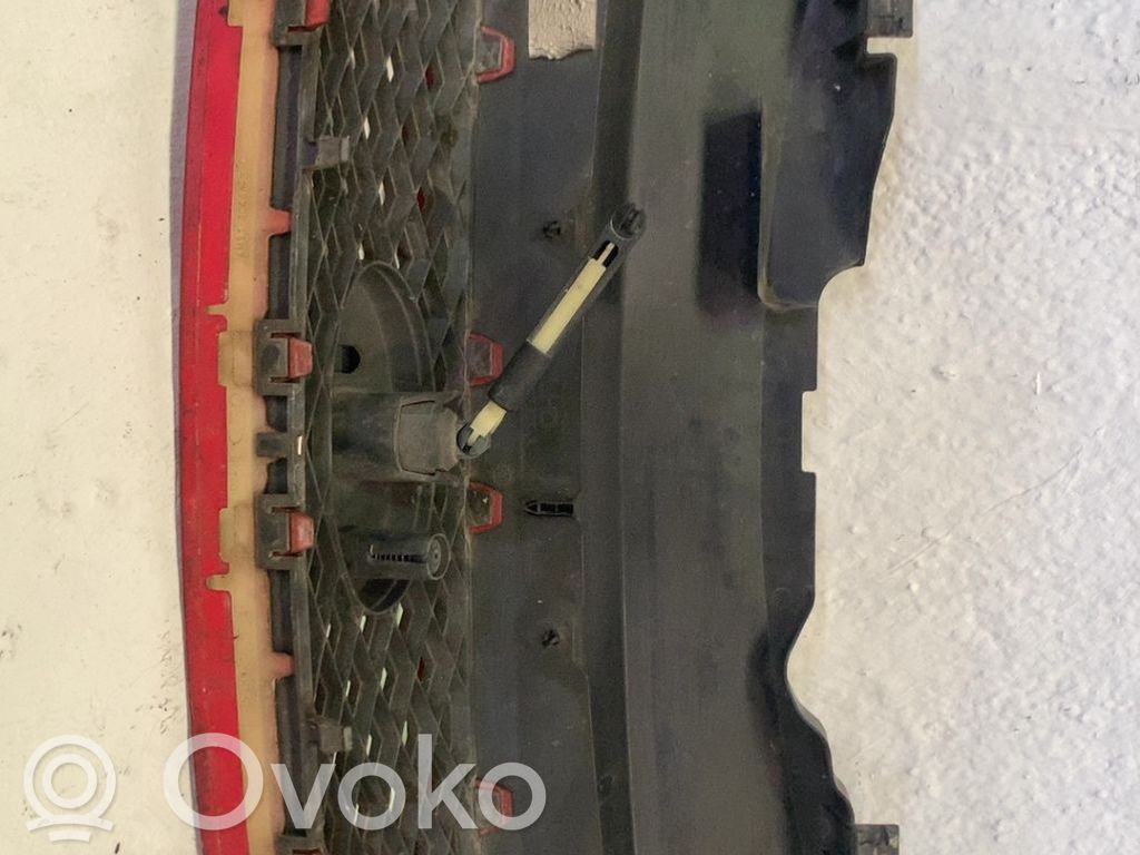 Kühlergrill   1454995,4M5J8200BA