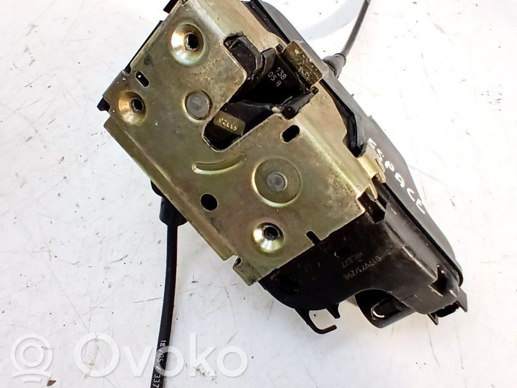 Serrure de porte avant   8200017973