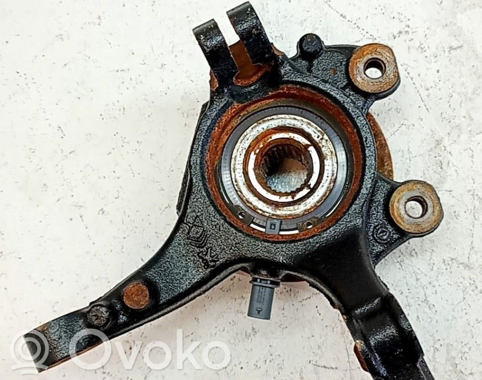 Achsschenkel vorne   9826532380