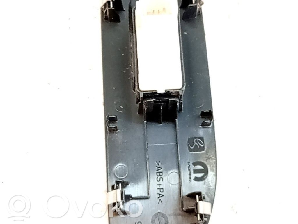 Interruptor del elevalunas eléctrico   98044803ZD