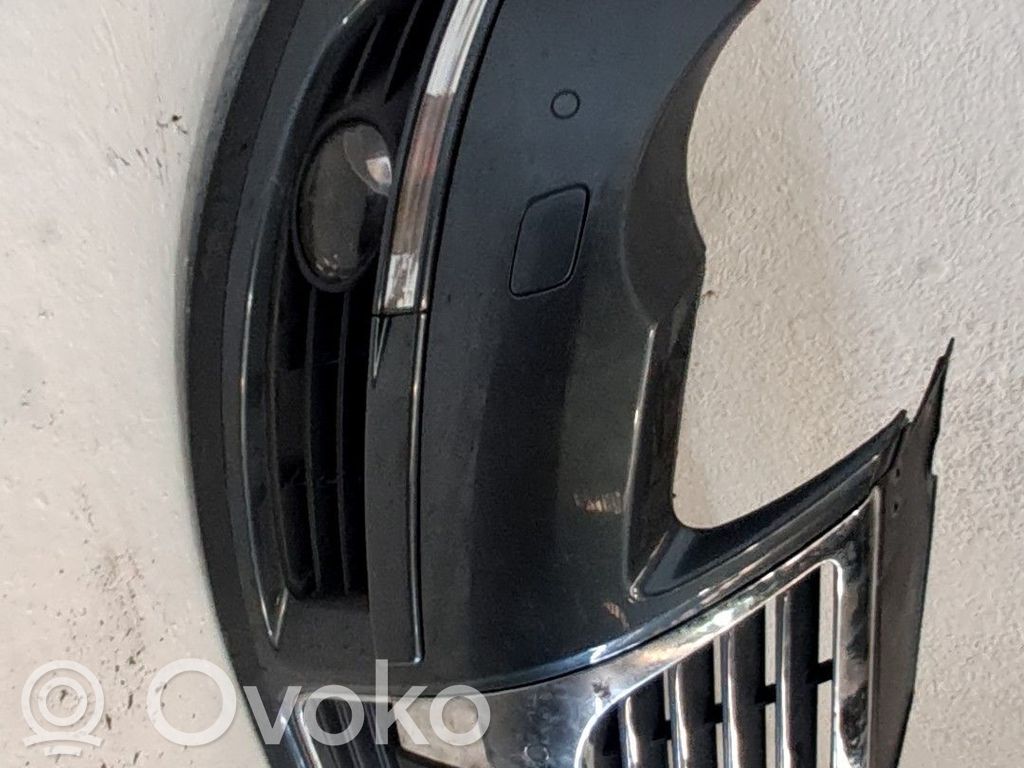 Volkswagen PASSAT CC Parachoques delantero 