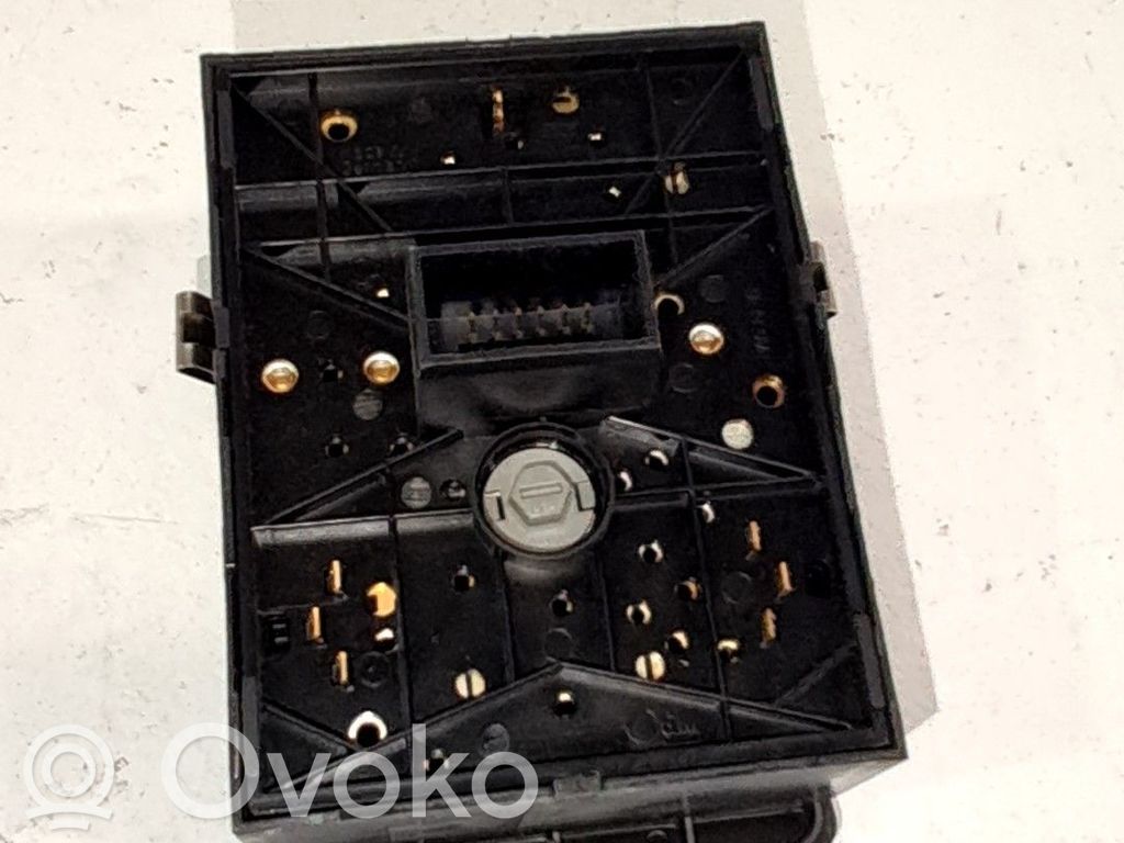 Opel Combo C Light switch 