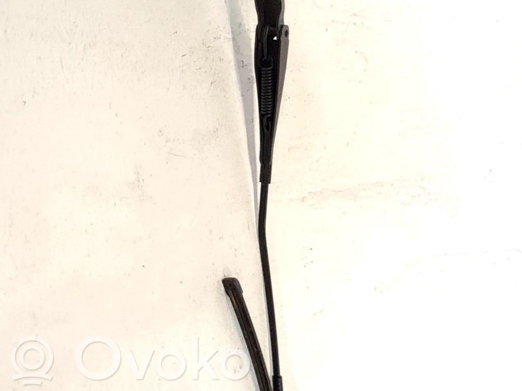 BMW 1 F20 F21 Wischerarm vorne 