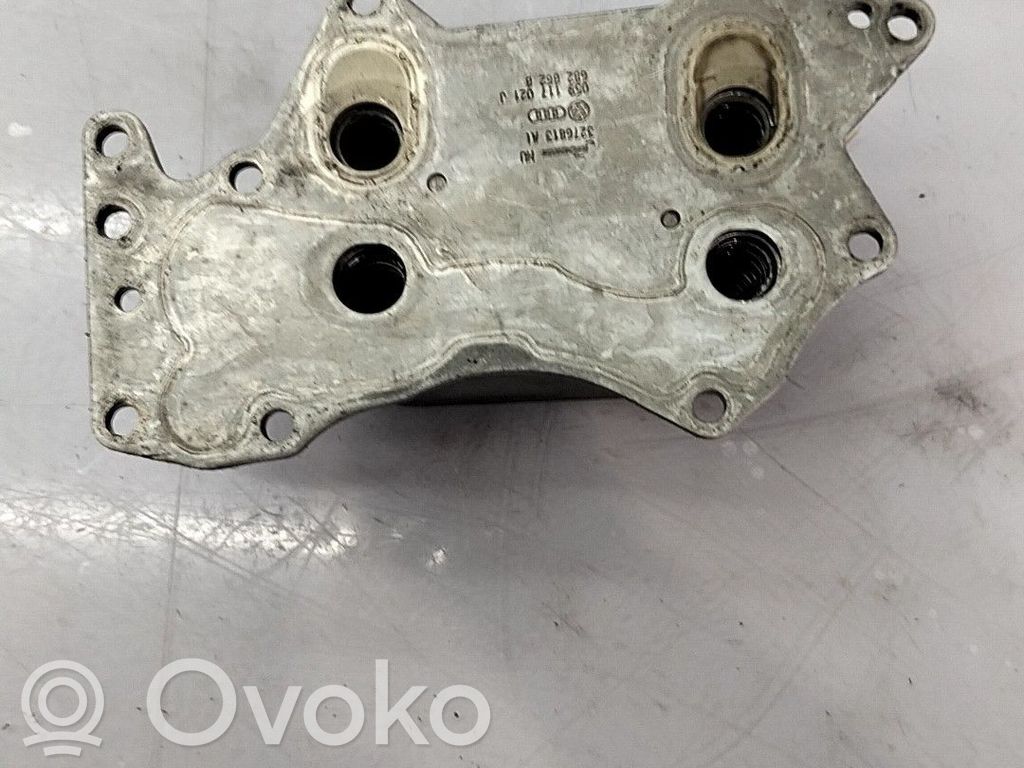 Audi A4 S4 B7 8E 8H Chłodnica oleju 