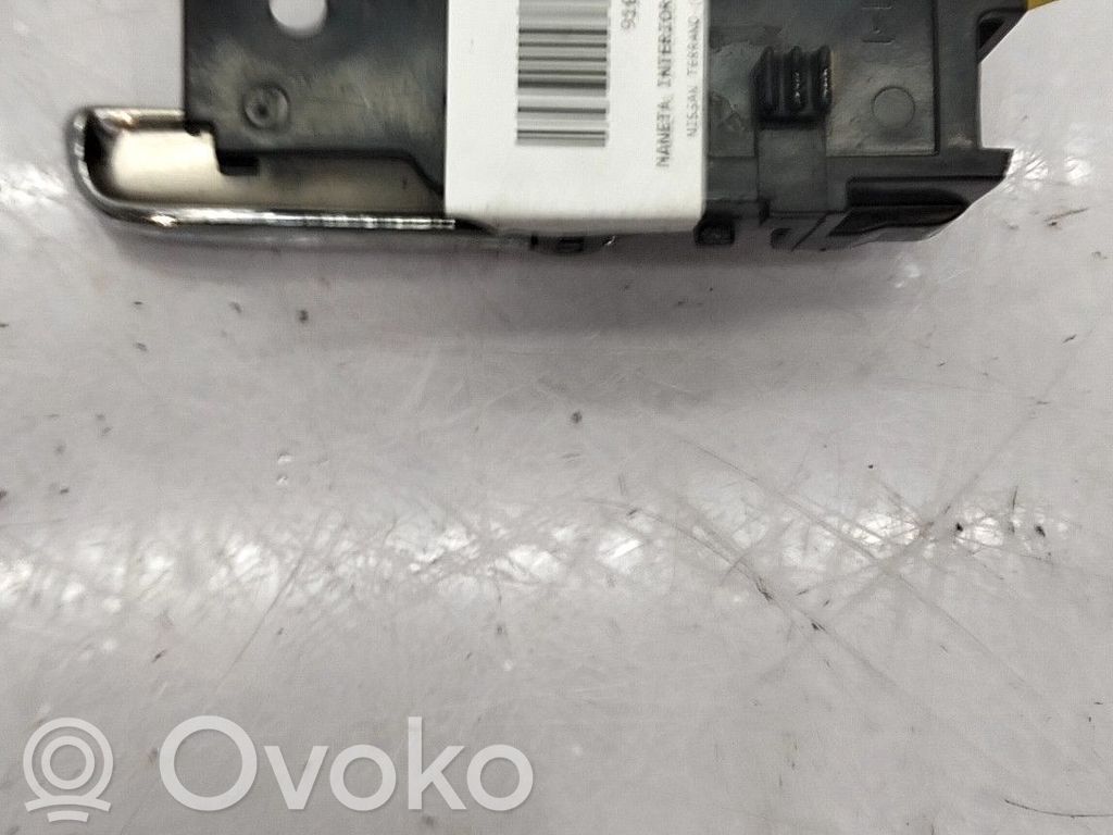 Nissan Terrano Takaoven sisäkahva