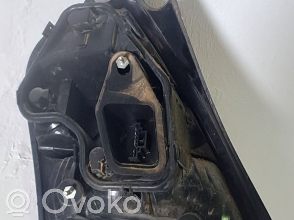 Lámpara de faros/luces traseros   46823705