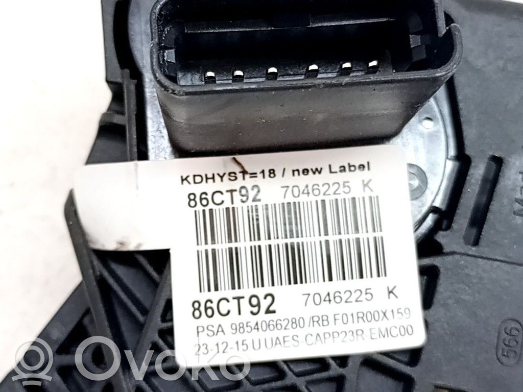 Gaspedal   9836042080