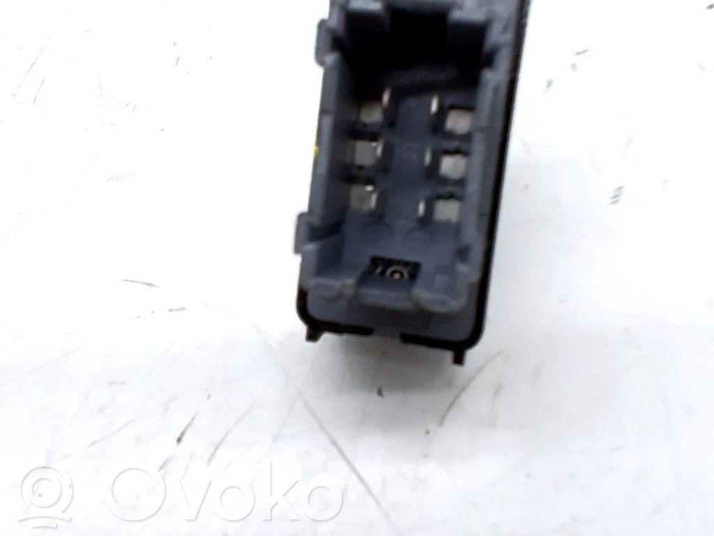 Interruptor del elevalunas eléctrico   98016307ZD