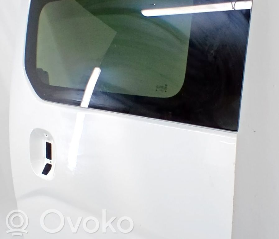 Nissan NV200 Portellone laterale scorrevole