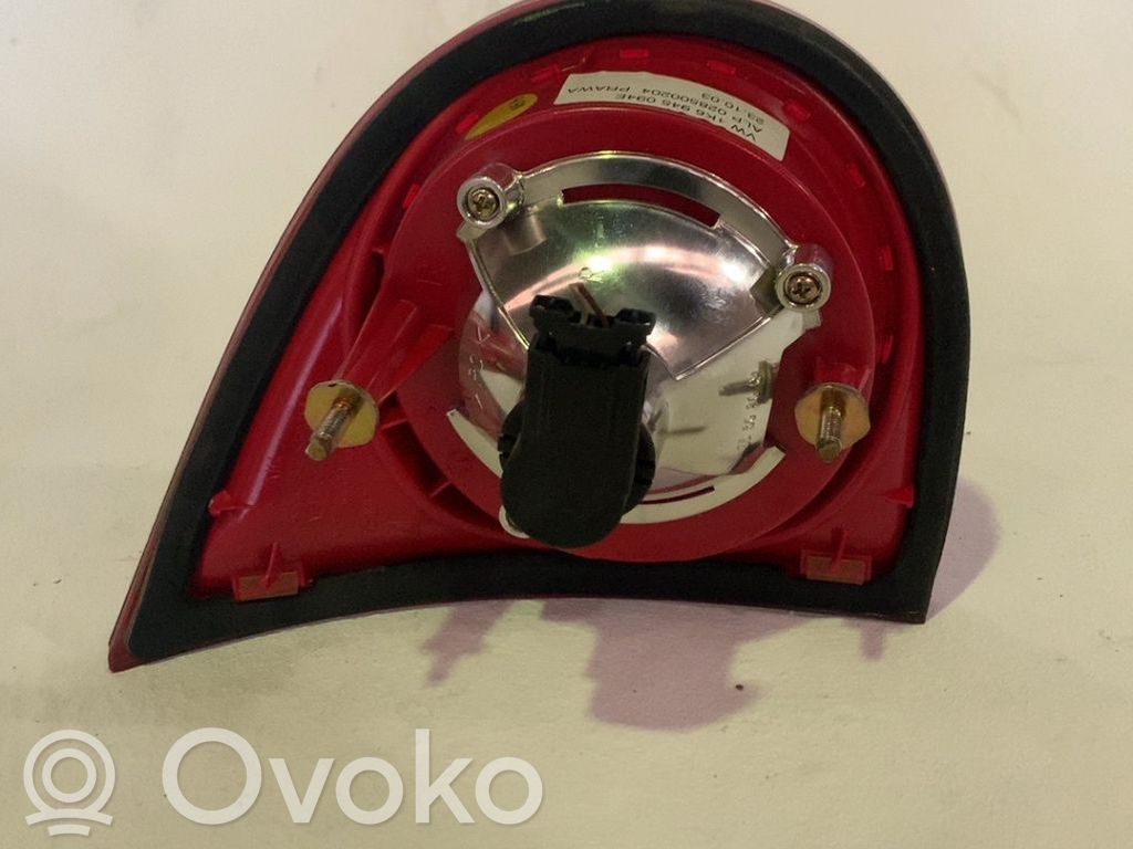Lámpara de faros/luces traseros   1K6945096AA