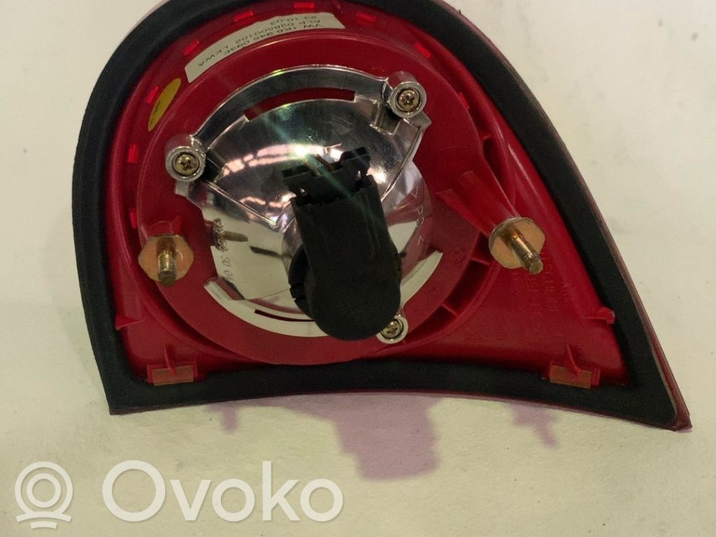 Lámpara de faros/luces traseros   1K6945095AA
