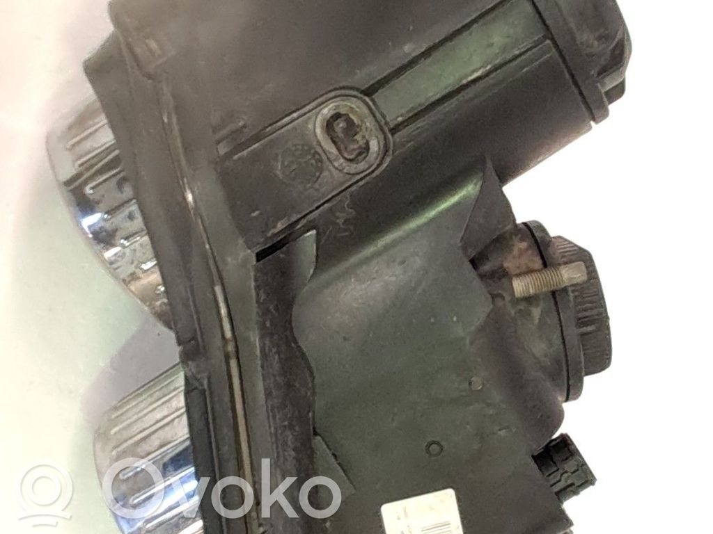 Scheinwerfer   60682088